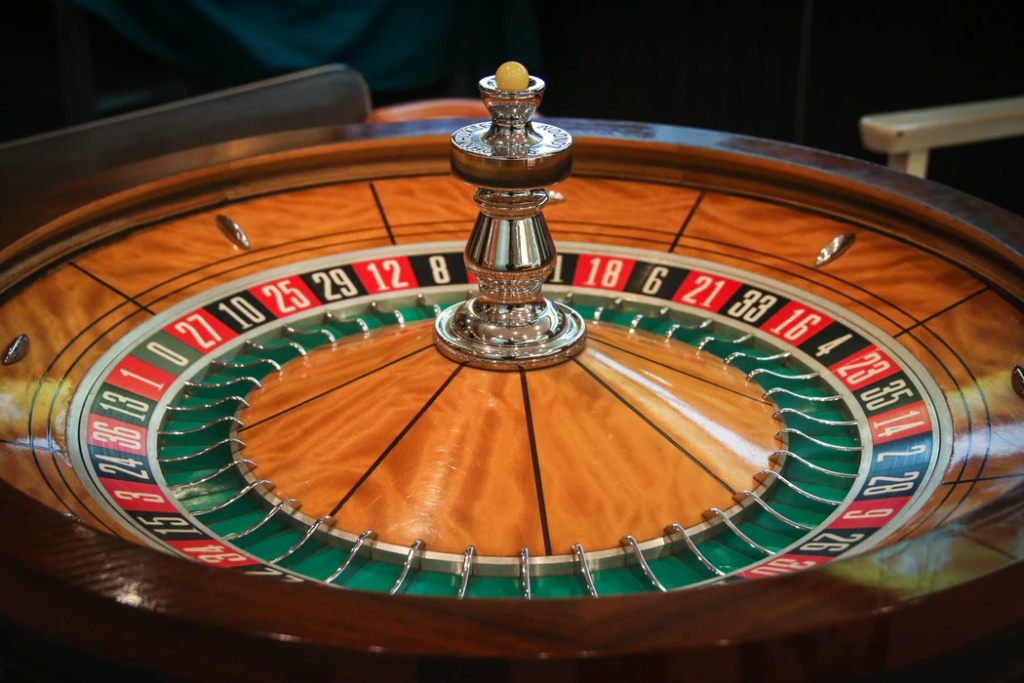 brown, green, and red casino roulette